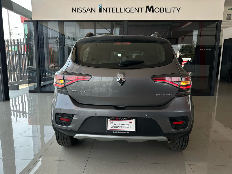Renault Sandero y Stepway 5 pts. HB Stepway Intens, 1.6l, TM5, a/ac. Aut., VE, GPS, RA-16 2023